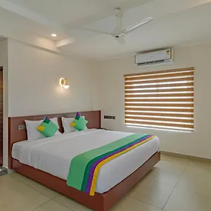 Hotel Treebo Amigos Residency Cochin Airport